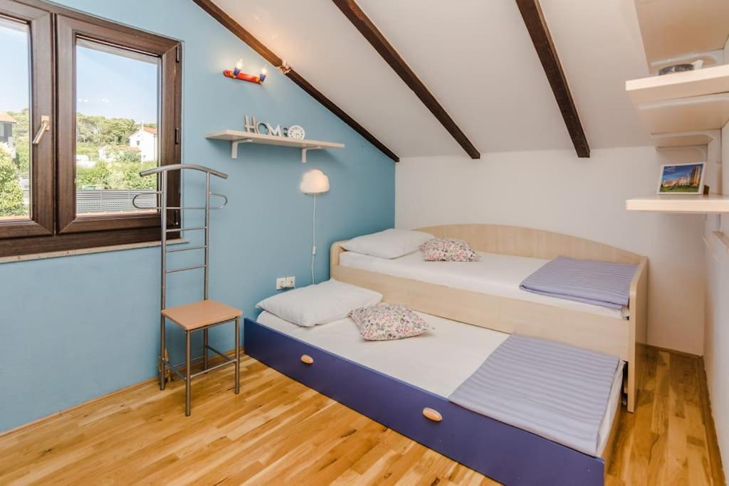 זאדאר Apartment Roko - Up To 4 People With Free Parking מראה חיצוני תמונה