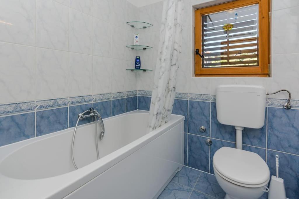 זאדאר Apartment Roko - Up To 4 People With Free Parking מראה חיצוני תמונה