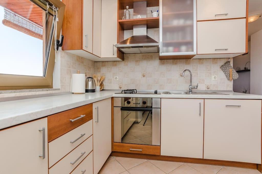 זאדאר Apartment Roko - Up To 4 People With Free Parking מראה חיצוני תמונה